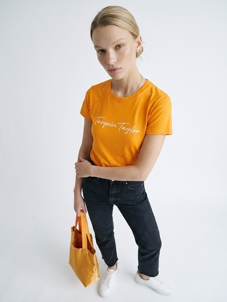 Women’s Signature Short Sleeve