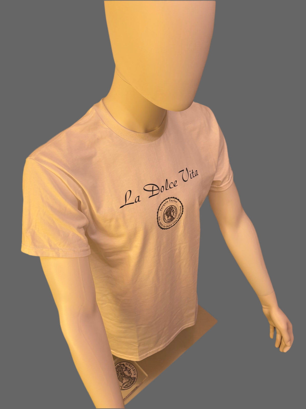 La dolce vita men’s cursive tee