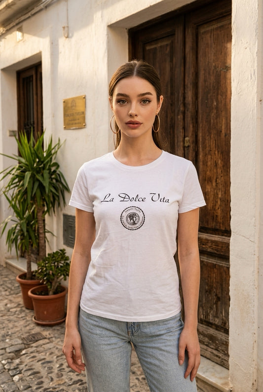 Women’s Cursive La dolce vita coin tee white