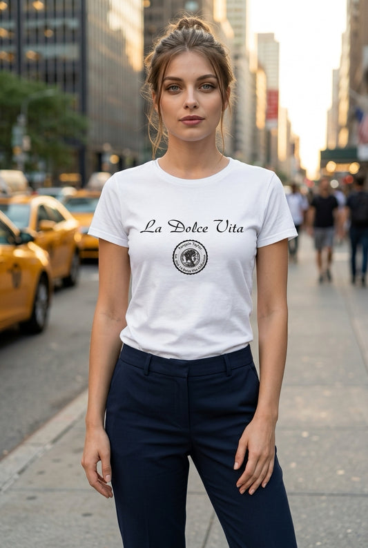 Women’s Cursive La dolce vita coin tee white