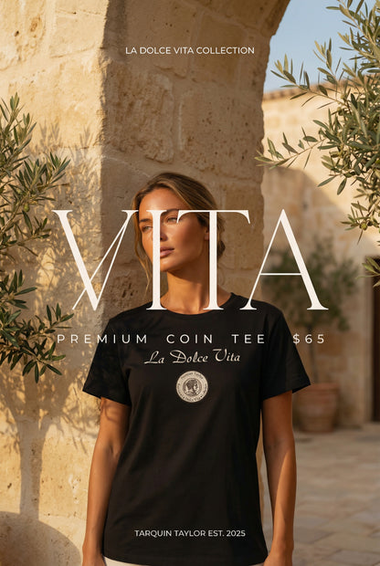 Women’s Cursive La dolce Vita coin tee black